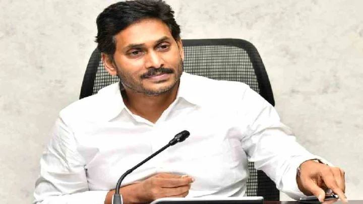 అన్నా చెన్నారెడ్డిని చంపింది మనోళ్లే.. వైకాపాకు కష్టకాలం.. లీకైన జగన్ ఆడియో కాల్..