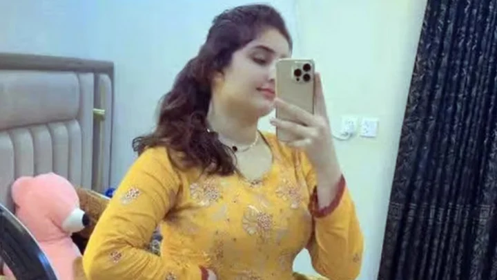 పాకిస్తాన్‍లో సోషల్ మీడియా ఇన్ఫుయెన్సర్ దారుణ హత్య