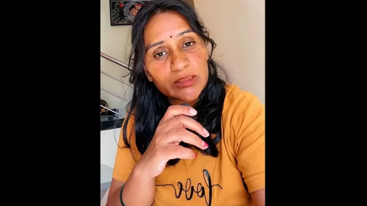 ప్రాణం తీసిన కుమారుడు ఐఫోన్ మోజు - విషాదానికి ముందు తల్లి సంగీత వీడియో