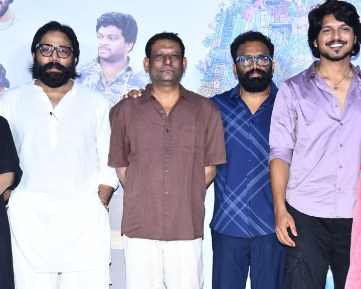 Sandeep Reddy:  ప్రభాస్ తో సినిమా చేయడమే నా లైఫ్ లో రోమాంచకం మూవ్ మెంట్.: సందీప్ రెడ్డి వంగా