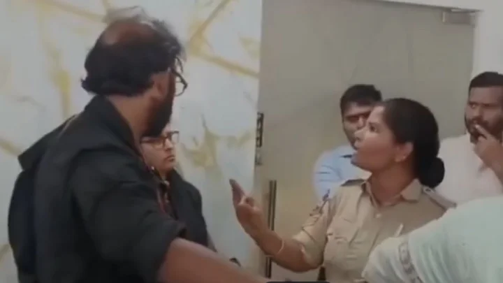 నేనేమీ నీ పెండ్లాన్ని కాదు, నేనెవరో బట్టలిప్పి సూపీయాల్న: లేడీ కానిస్టేబుల్ ఆగ్రహం, వీడియో