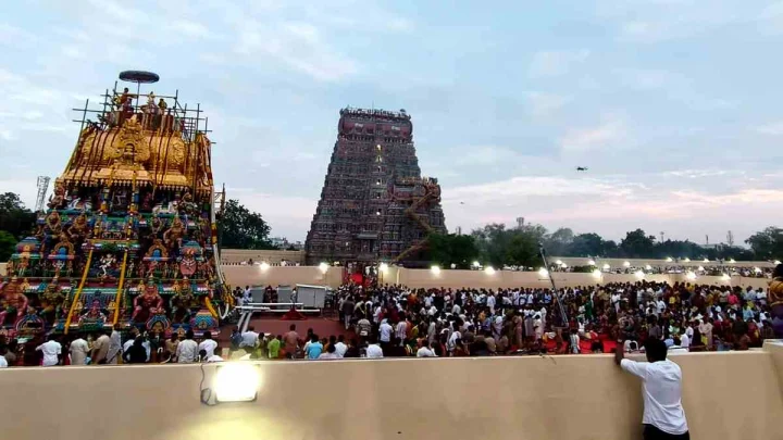 Meenakshi Temple: చారిత్రాత్మక ఘట్టం.. మధురై మీనాక్షి అమ్మవారి మహా కుంభాభిషేకం (video)