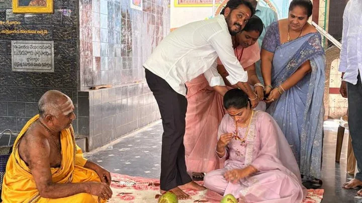 చైర్మన్ పదవి కోసం అప్పటికప్పుడు పెళ్లి చేసుకున్న టీడీపి మాజీ కౌన్సిలర్