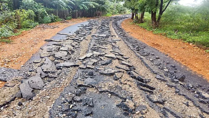 వైకాపా నేత అరాచకం : బీటీ రోడ్డును ట్రాక్టర్‌తో ధ్వంసం చేశాడు..