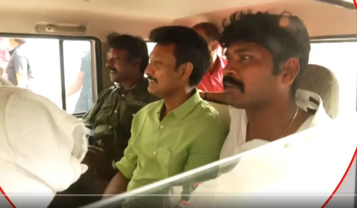 పాఠశాలలకు అనుమతుల పేరుతో రూ.వంద కోట్ల అవినీతి? తమిళనాడు మాజీ మంత్రి అరెస్టు