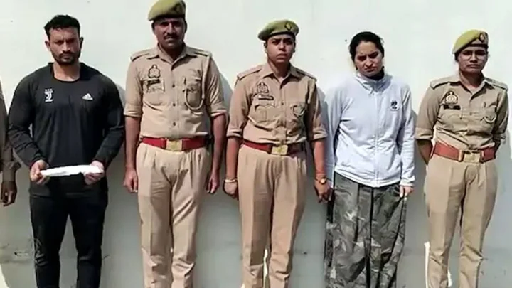 తలుపు తీసే వుంచా, మా ఆయన గుర్రుపెట్టి నిద్రపోతున్నాడు, చంపేయ్: జిమ్ ట్రైనర్‌తో భార్య