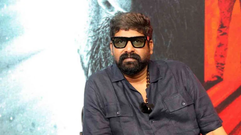 ഷൂട്ടിങ്ങിനിടെ ജീപ്പ് മറിഞ്ഞു, നടൻ ജോജു ജോർജിന് പരുക്ക് - Actor jujo ...